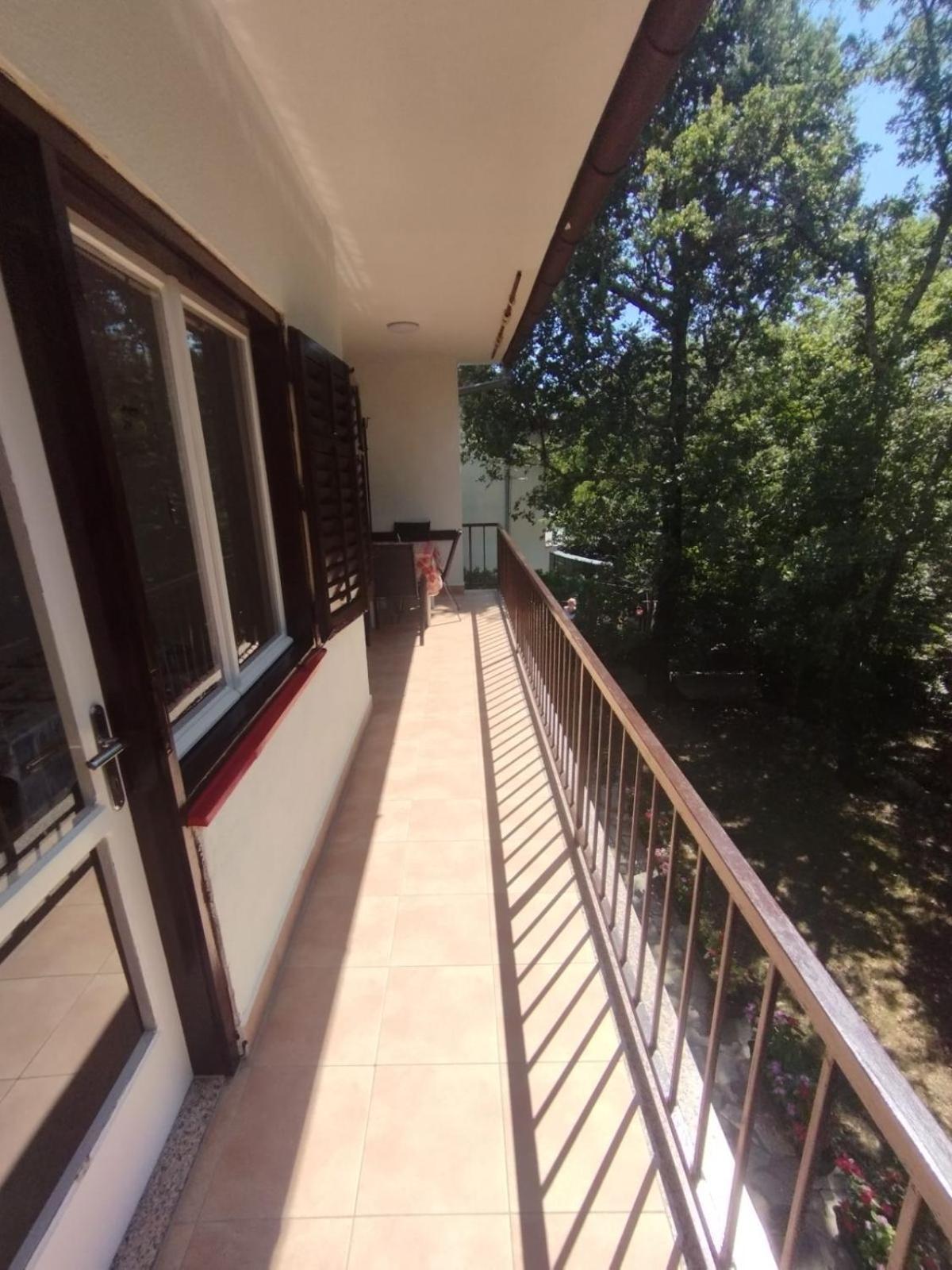 Apartman Kora Njivice Exterior photo